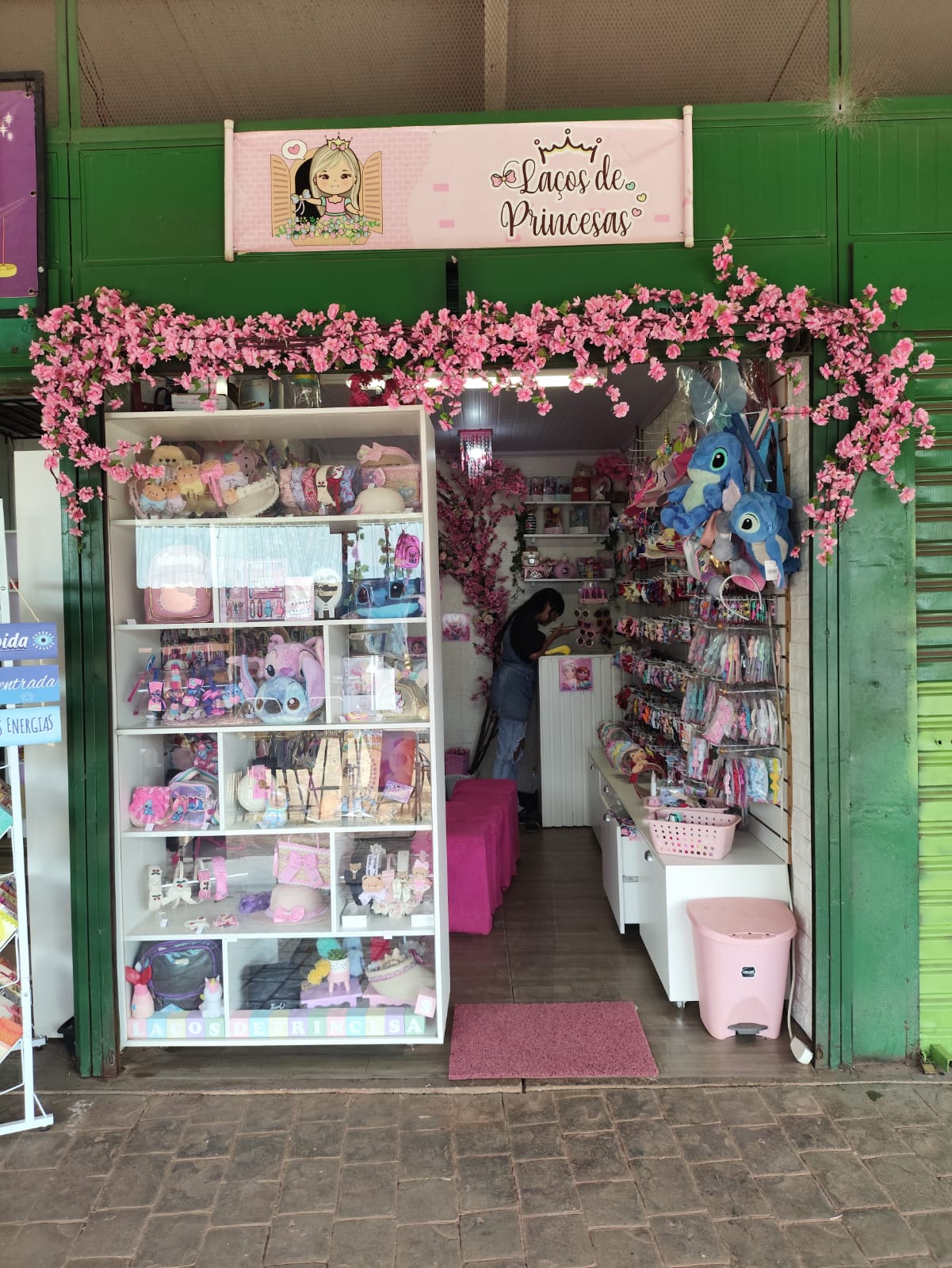 752d33cd-7557-46e8-9e04-78832257b1a0